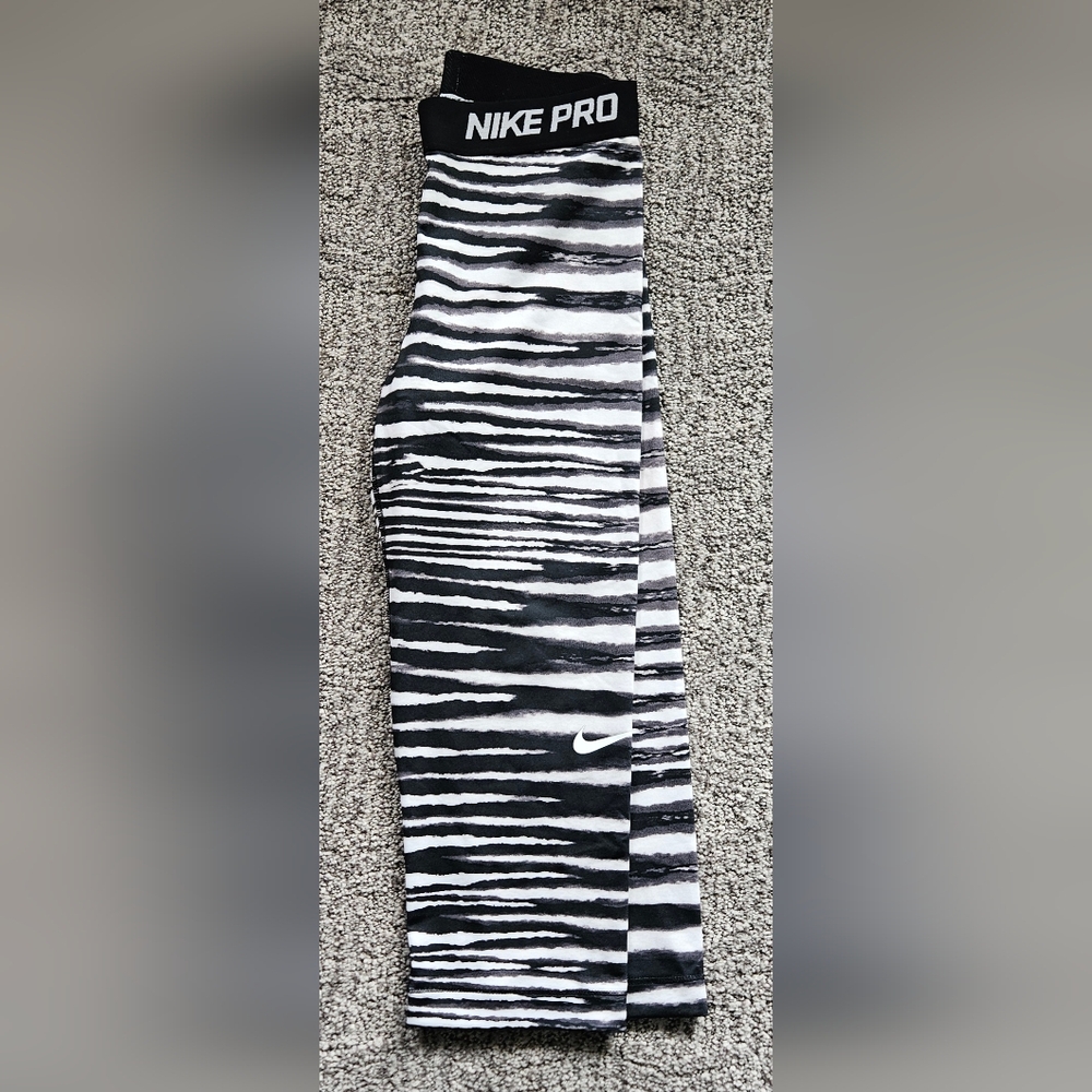 Nike Pro Black and White Leggings